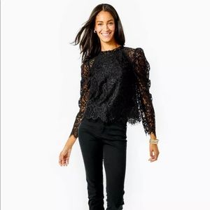 Lilly Pulitzer Black Averi Lace Top Size L
Onyx Two Tone Carnival Lace